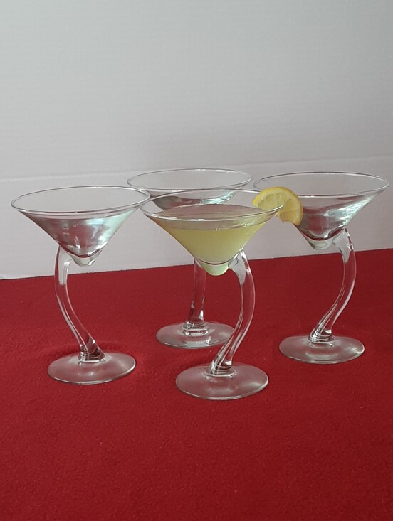 Libbey Other - Libbey Bravura Swerve Martini Clear Glasses - Set of 4 - Vtg